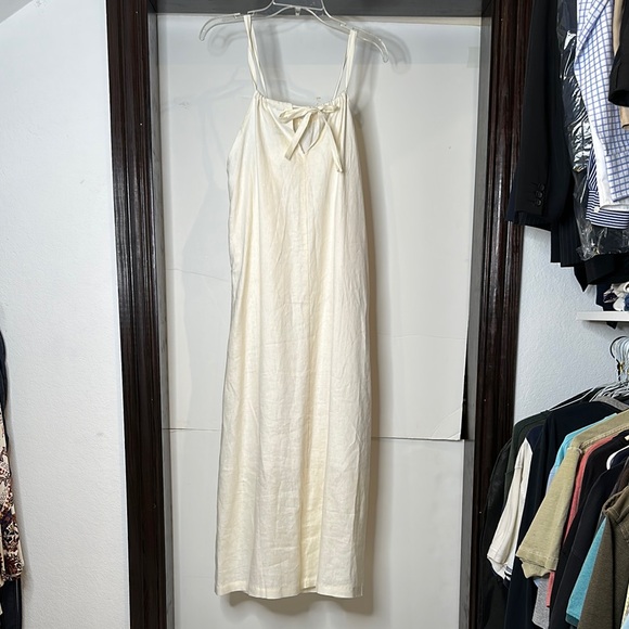 Cream Linen Halter Dress - Picture 7 of 9